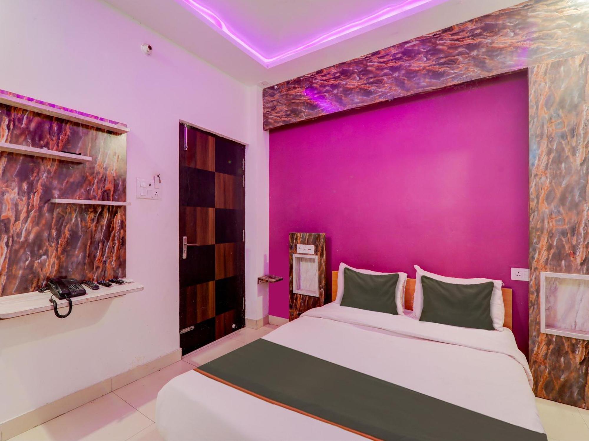 לקנאו Super Collection O Kiara Guest House מראה חיצוני תמונה